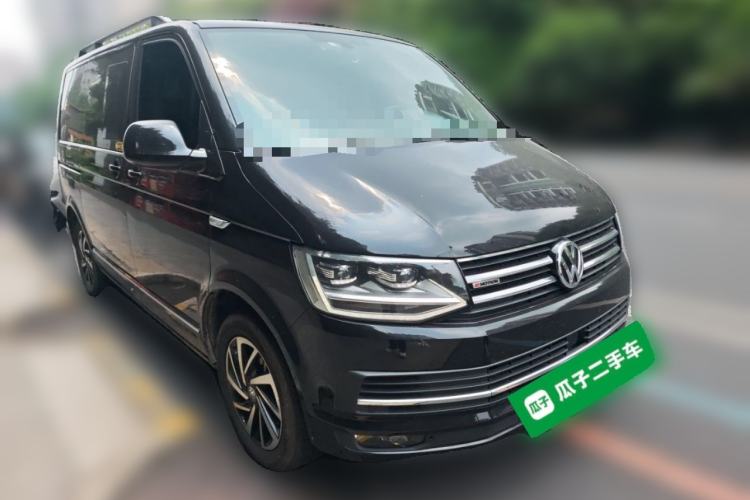Used Volkswagen Multivan 2018 2.0 TSI 4x4 Explorer Edition 7-Seater Front Right 45 Deg