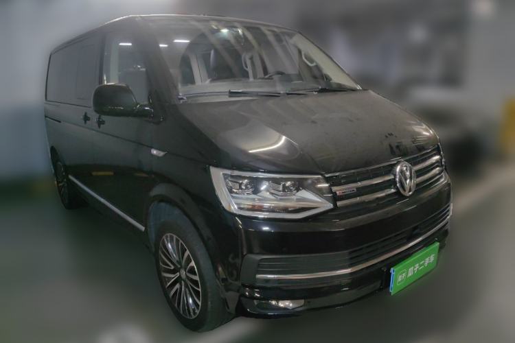 Used Volkswagen Multivan 2018 2.0 TSI 4x4 Prestige Edition 7-Seater Front Right 45 Deg