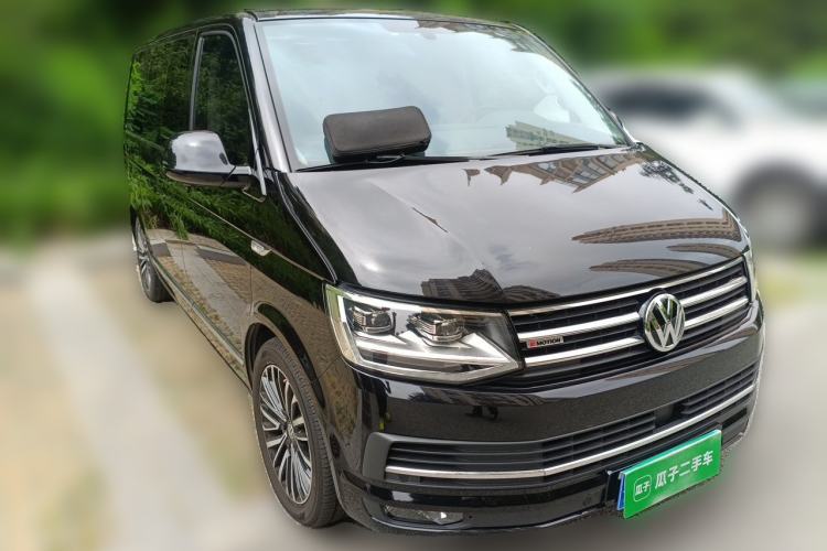 Used Volkswagen Multivan 2018 2.0 TSI 4x4 Prestige Edition 7-Seater Front Right 45 Deg