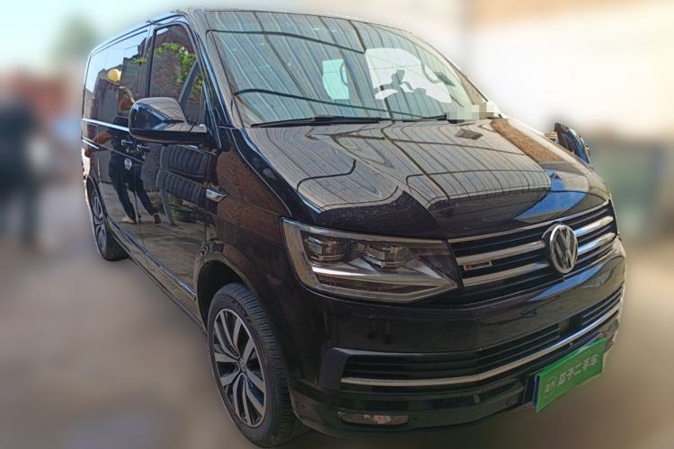 Used Volkswagen Multivan 2018 2.0 TSI 4x4 Prestige Edition 7-Seater Front Right 45 Deg