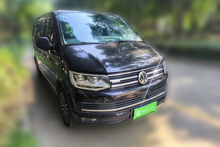 Used Volkswagen Multivan 2018 2.0 TSI 4x4 Prestige Edition 7-Seater Front Right 45 Deg