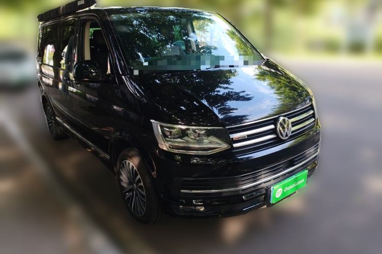 Used Volkswagen Multivan 2018 2.0 TSI 4x4 Prestige Edition 7-Seater Front Right 45 Deg
