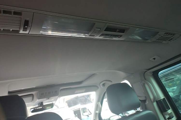 Used Volkswagen Multivan 2018 2.0 TSI 4x4 Prestige Edition 7-Seater Headliner