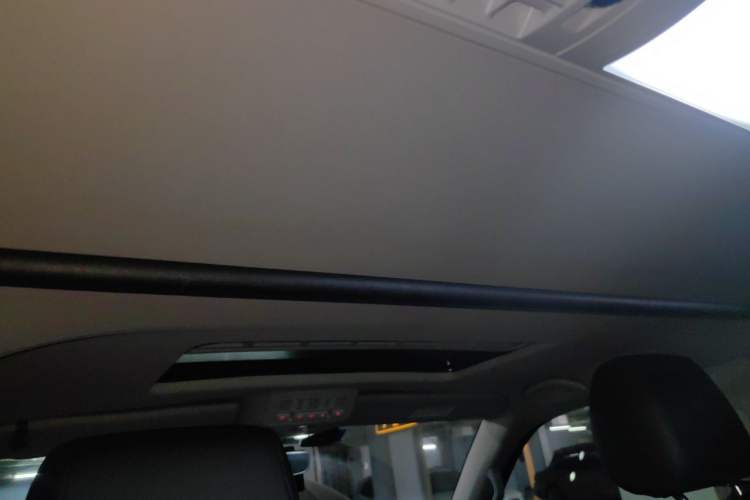 Used Volkswagen Multivan 2018 2.0 TSI 4x4 Prestige Edition 7-Seater Headliner