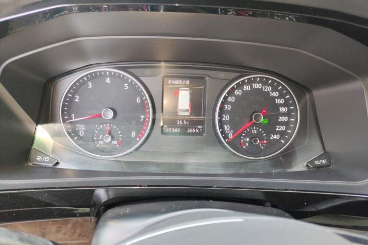 Used Volkswagen Multivan 2018 2.0 TSI 4x4 Prestige Edition 7-Seater Instrument Cluster