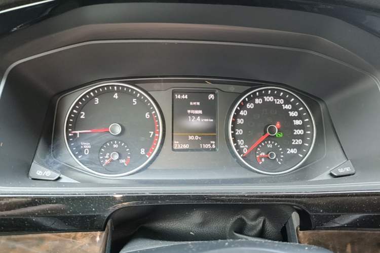Used Volkswagen Multivan 2018 2.0 TSI Two-Wheel-Drive Luxury Edition 7 Seats Instrument Cluster