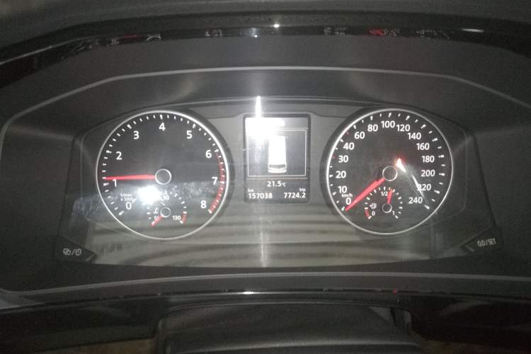 Used Volkswagen Multivan 2018 2.0 TSI Two-Wheel-Drive Luxury Edition 7 Seats Instrument Cluster