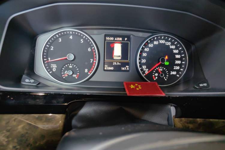 Used Volkswagen Multivan 2018 2.0 TSI 4x4 Prestige Edition 7-Seater Instrument Cluster