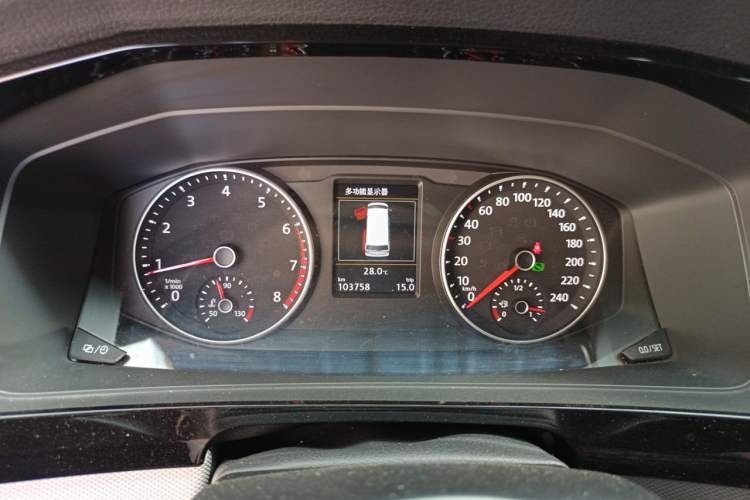 Used Volkswagen Multivan 2018 2.0 TSI 4x4 Prestige Edition 7-Seater Instrument Cluster