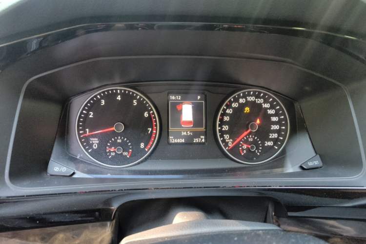 Used Volkswagen Multivan 2018 2.0 TSI 4x4 Prestige Edition 7-Seater Instrument Cluster