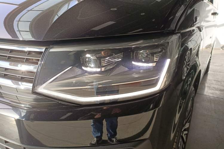 Used Volkswagen Multivan 2018 2.0 TSI Four-Wheel Drive Comfort Edition 7-Seater Left Front Headlight