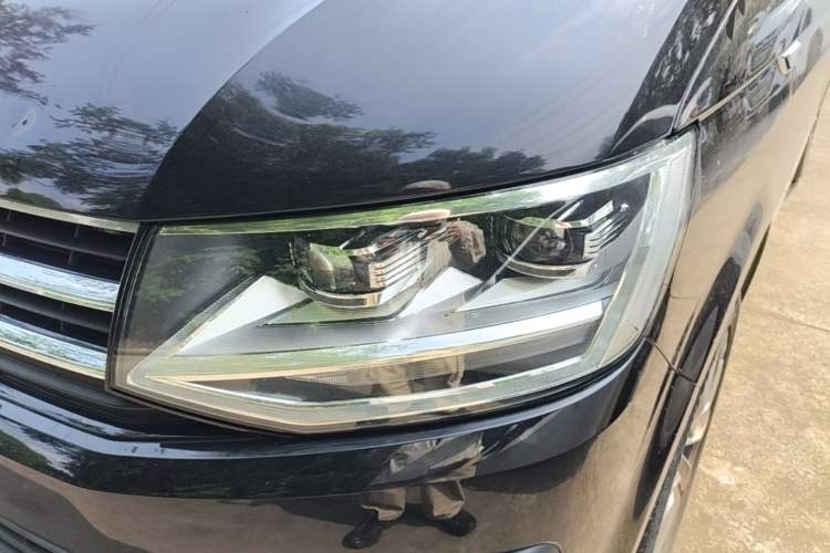 Used Volkswagen Multivan 2018 2.0 TSI Two-Wheel-Drive Luxury Edition 7 Seats Left Front Headlight