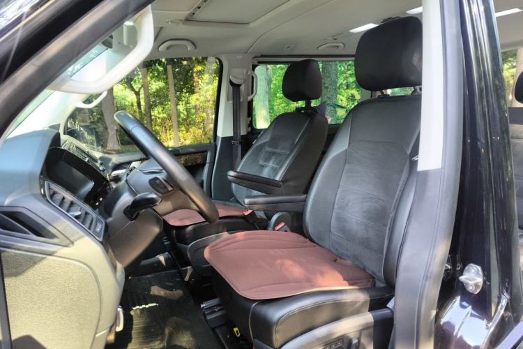 Used Volkswagen Multivan 2018 2.0 TSI 4x4 Prestige Edition 7-Seater Left Front Seat