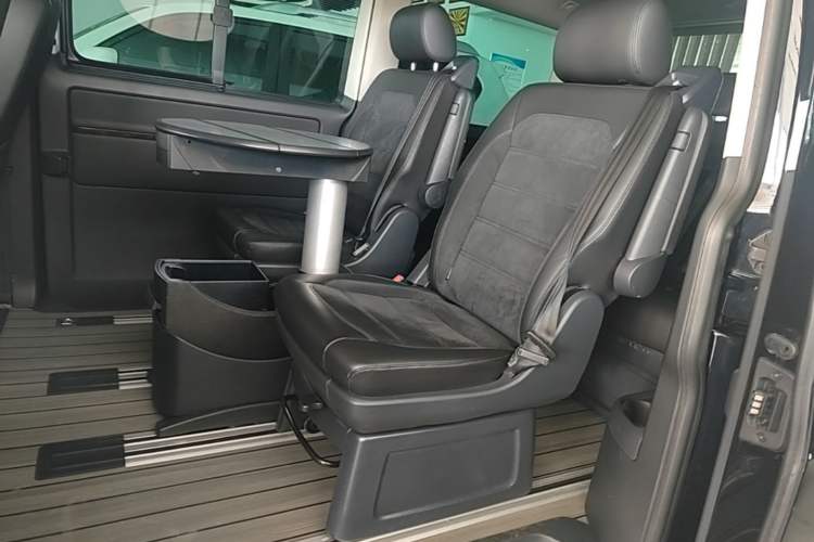 Used Volkswagen Multivan 2018 2.0 TSI Two-Wheel-Drive Luxury Edition 7 Seats Left Rear Seat