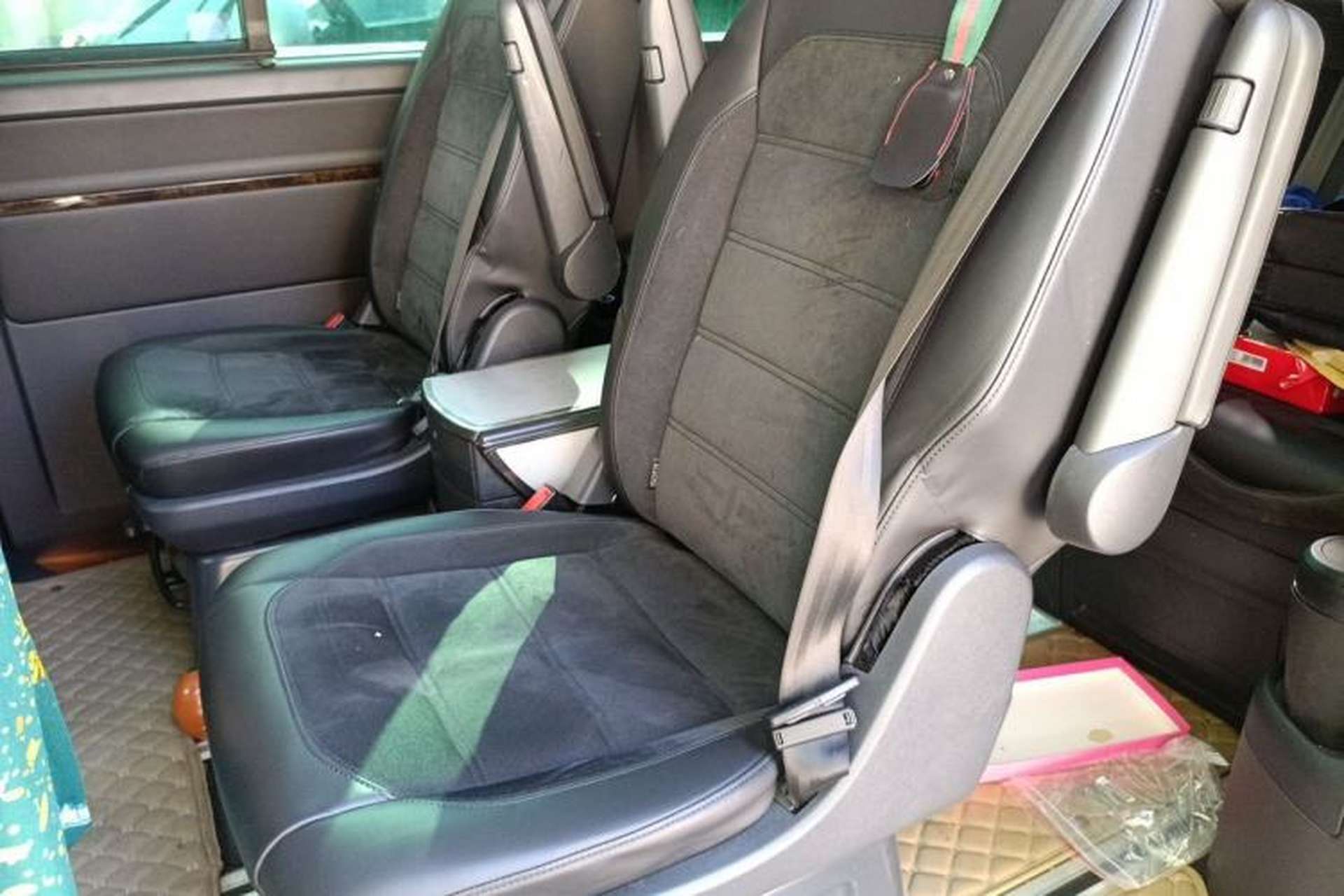 Used Volkswagen Multivan 2018 2.0 TSI 4x4 Prestige Edition 7-Seater Left Rear Seat