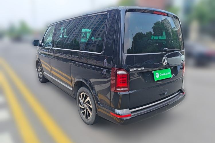 Used Volkswagen Multivan 2018 2.0 TSI 4x4 Explorer Edition 7-Seater Rear Left 45 Deg
