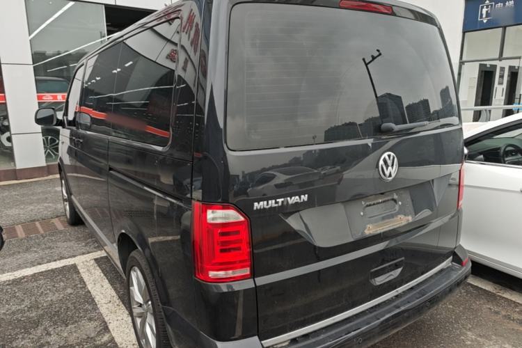 Used Volkswagen Multivan 2018 2.0 TSI Two-Wheel-Drive Luxury Edition 7 Seats Rear Left 45 Deg
