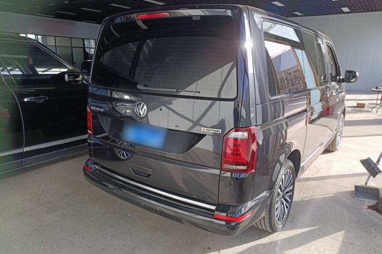 Used Volkswagen Multivan 2018 2.0 TSI Four-Wheel Drive Comfort Edition 7-Seater Rear Right 45 Deg