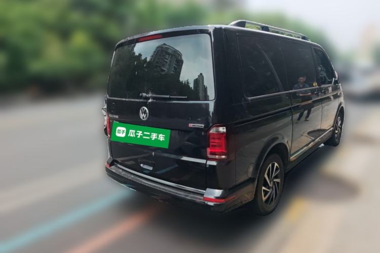 Used Volkswagen Multivan 2018 2.0 TSI 4x4 Explorer Edition 7-Seater Rear Right 45 Deg