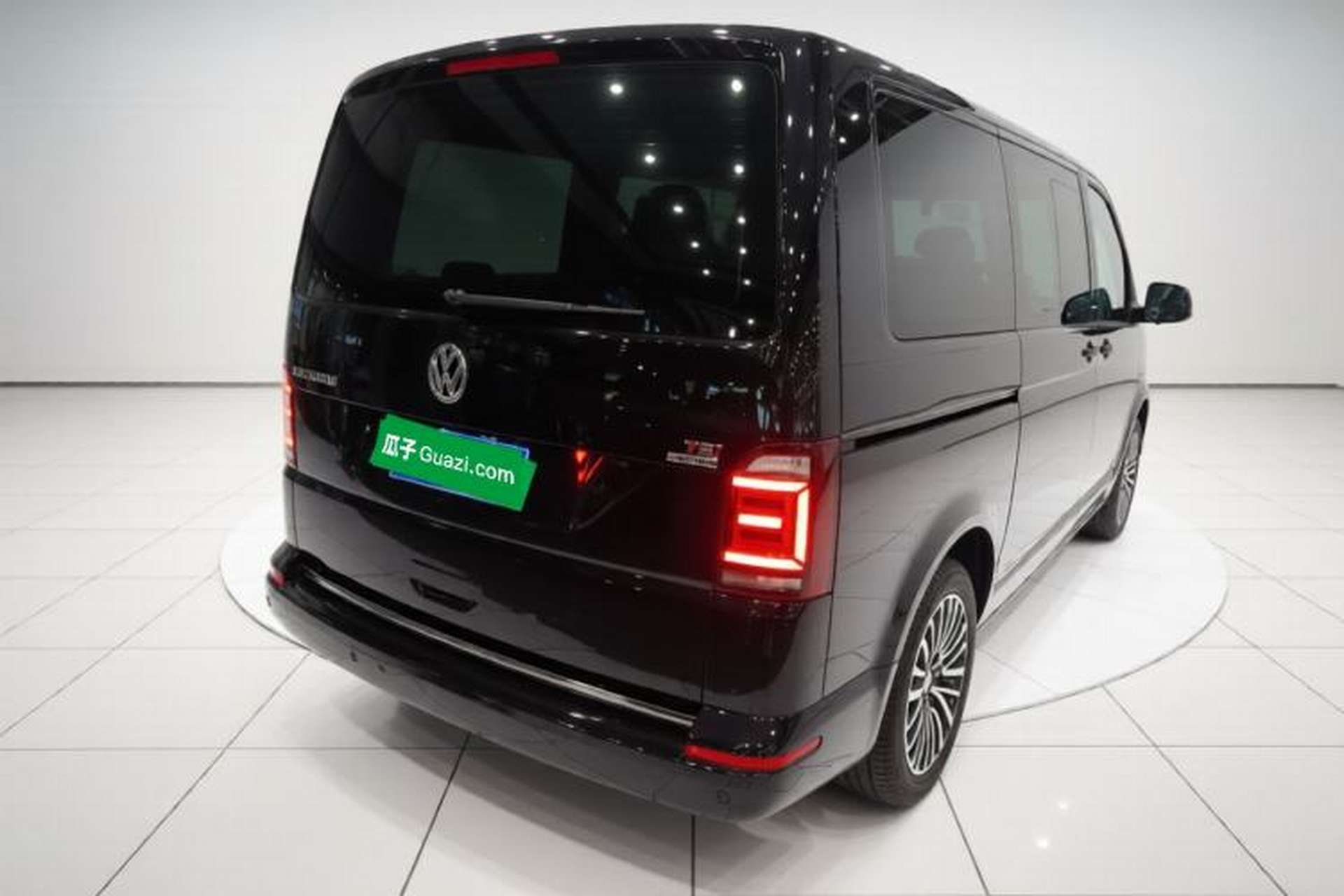Used Volkswagen Multivan 2018 2.0 TSI 4x4 Prestige Edition 7-Seater Rear Right 45 Deg