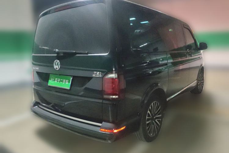 Used Volkswagen Multivan 2018 2.0 TSI Four-Wheel Drive Comfort Edition 7-Seater Rear Right 45 Deg