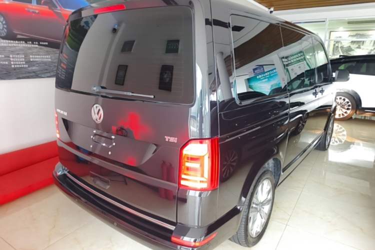 Used Volkswagen Multivan 2018 2.0 TSI Two-Wheel-Drive Luxury Edition 7 Seats Rear Right 45 Deg