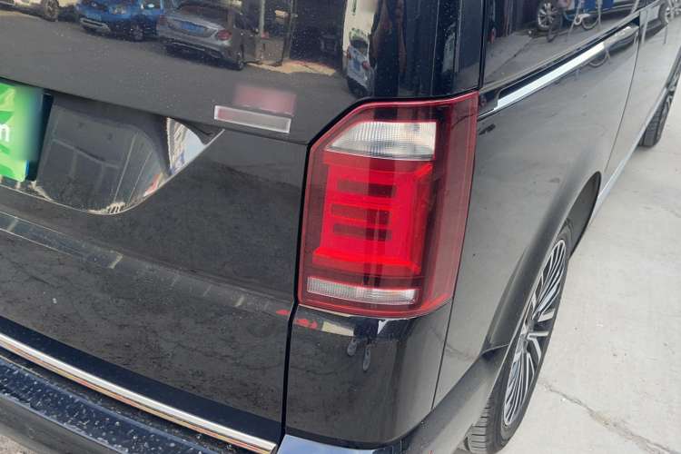 Used Volkswagen Multivan 2018 2.0 TSI 4x4 Prestige Edition 7-Seater Right Rear Taillight