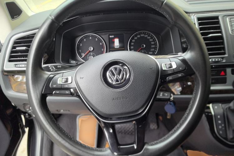 Used Volkswagen Multivan 2018 2.0 TSI Four-Wheel Drive Comfort Edition 7-Seater Steering Wheel