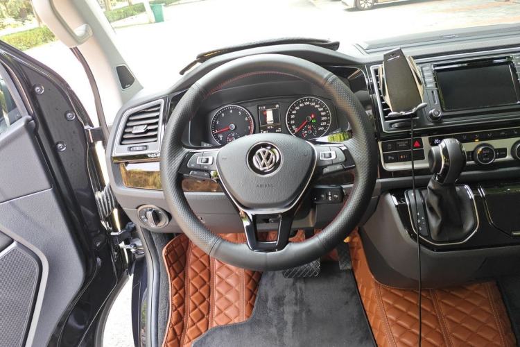 Used Volkswagen Multivan 2018 2.0 TSI 4x4 Explorer Edition 7-Seater Steering Wheel