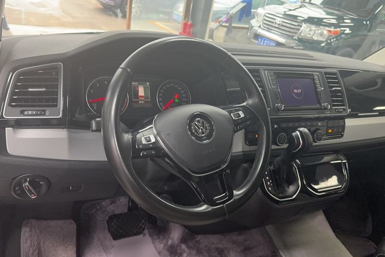 Used Volkswagen Multivan 2018 2.0 TSI Four-Wheel Drive Comfort Edition 7-Seater Steering Wheel