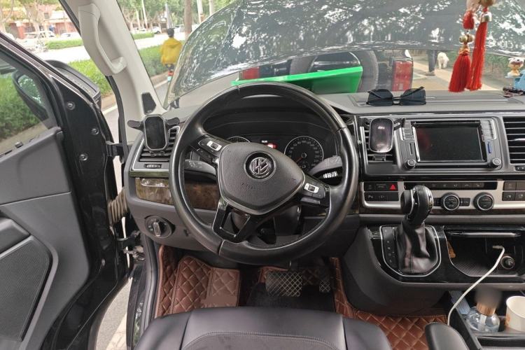 Used Volkswagen Multivan 2018 2.0 TSI 4x4 Prestige Edition 7-Seater Steering Wheel