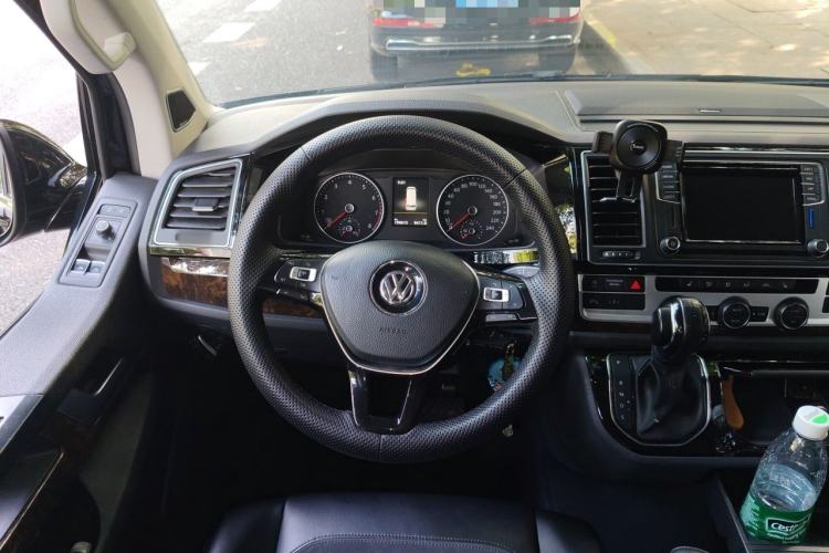 Used Volkswagen Multivan 2018 2.0 TSI 4x4 Prestige Edition 7-Seater Steering Wheel