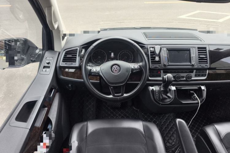 Used Volkswagen Multivan 2018 2.0 TSI 4x4 Explorer Edition 7-Seater Steering Wheel