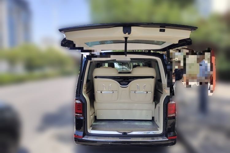 Used Volkswagen Multivan 2018 2.0 TSI 4x4 Prestige Edition 7-Seater Trunk