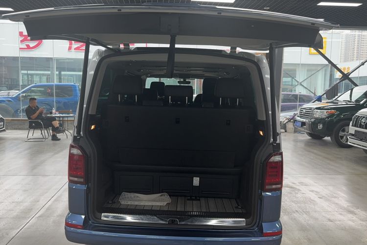Used Volkswagen Multivan 2018 2.0 TSI Four-Wheel Drive Comfort Edition 7-Seater Trunk