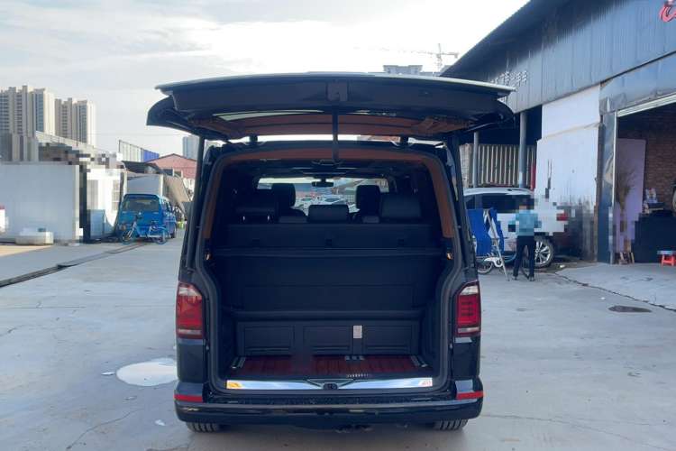Used Volkswagen Multivan 2018 2.0 TSI 4x4 Prestige Edition 7-Seater Trunk