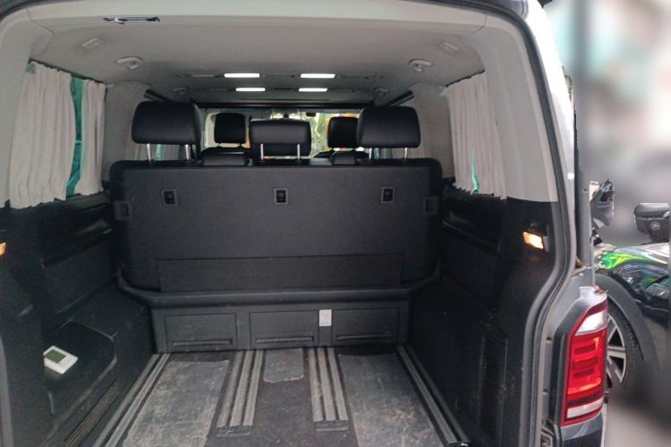 Used Volkswagen Multivan 2018 2.0 TSI 4x4 Explorer Edition 7-Seater Trunk