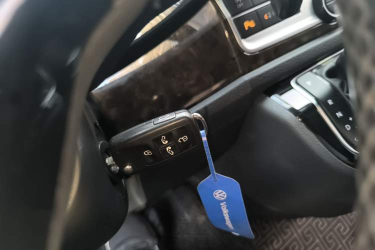 Used Volkswagen Multivan 2018 2.0 TSI 4x4 Prestige Edition 7-Seater Vehicle Key