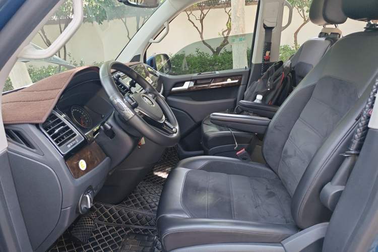 Used Volkswagen Multivan 2018 2.0 TSI Four-Wheel Drive Comfort Edition 7-Seater Left Front Seat