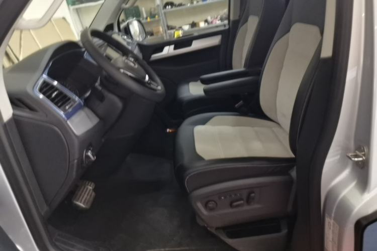 Used Volkswagen Multivan 2018 2.0 TSI Four-Wheel Drive Comfort Edition 7-Seater Left Front Seat