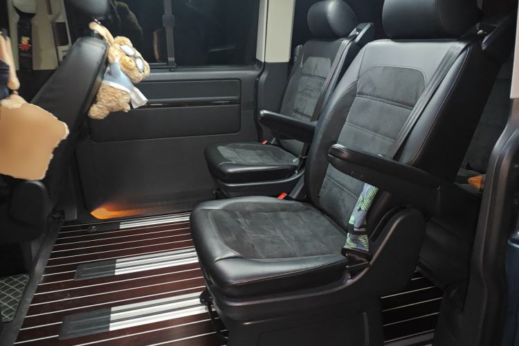 Used Volkswagen Multivan 2018 2.0 TSI Four-Wheel Drive Comfort Edition 7-Seater Left Rear Seat