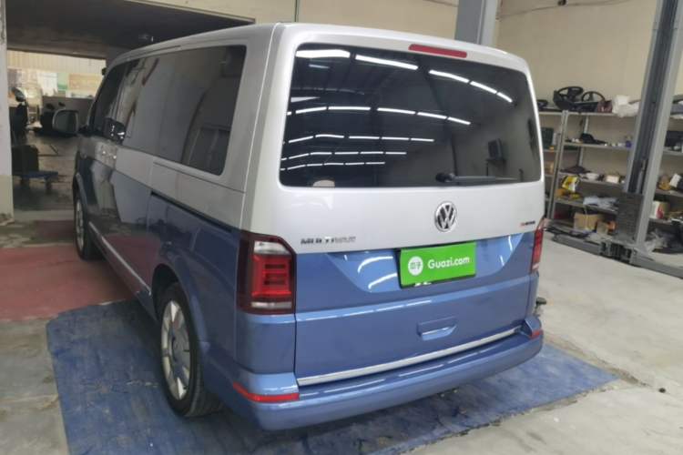 Used Volkswagen Multivan 2018 2.0 TSI Four-Wheel Drive Comfort Edition 7-Seater Rear Left 45 Deg