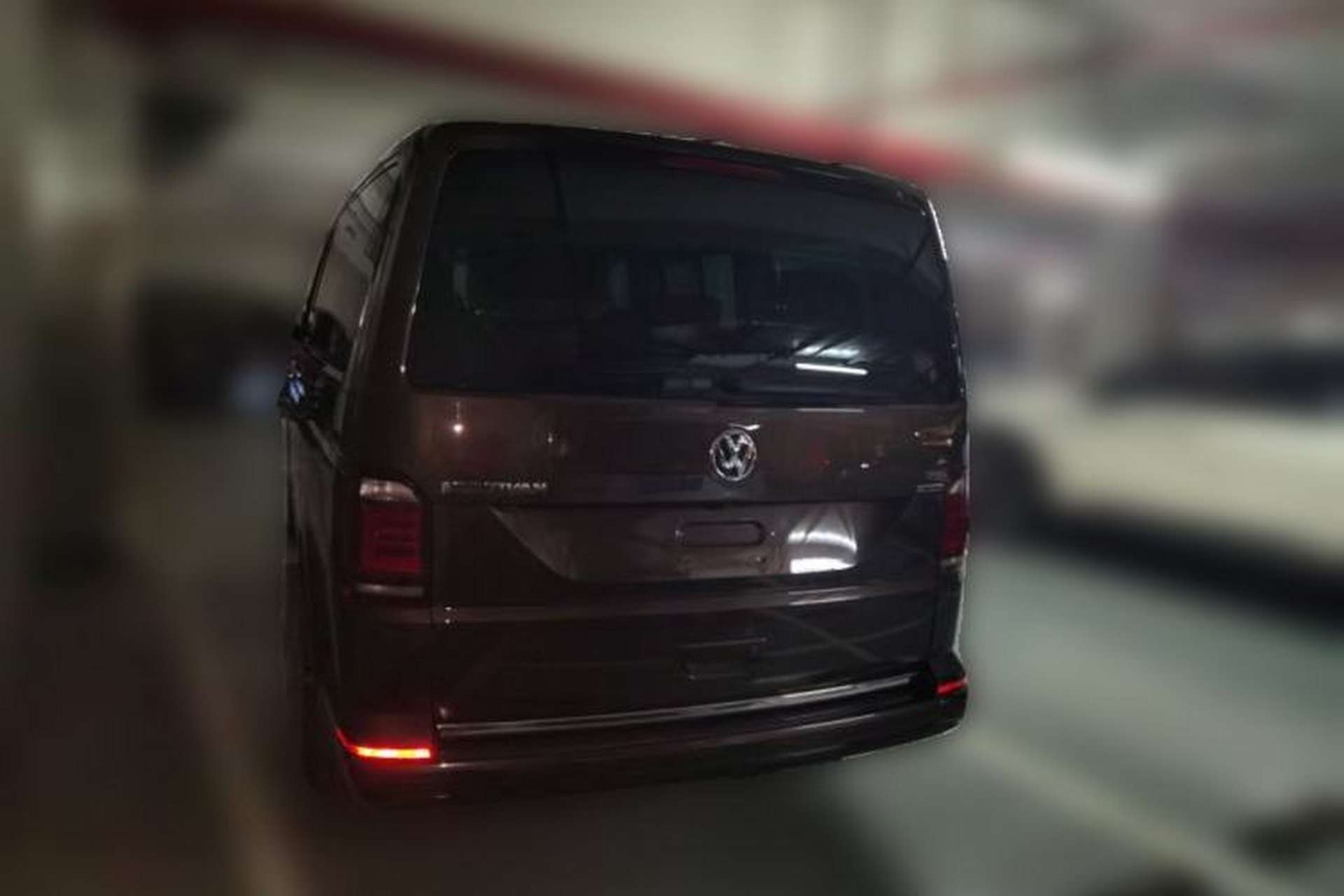 Used Volkswagen Multivan 2018 2.0 TSI 4x4 Prestige Edition 7-Seater Rear Left 45 Deg