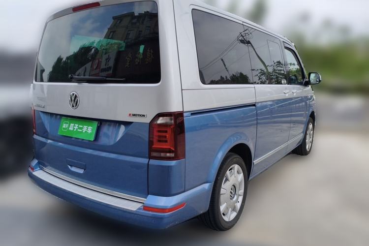 Used Volkswagen Multivan 2018 2.0 TSI Four-Wheel Drive Comfort Edition 7-Seater Rear Right 45 Deg