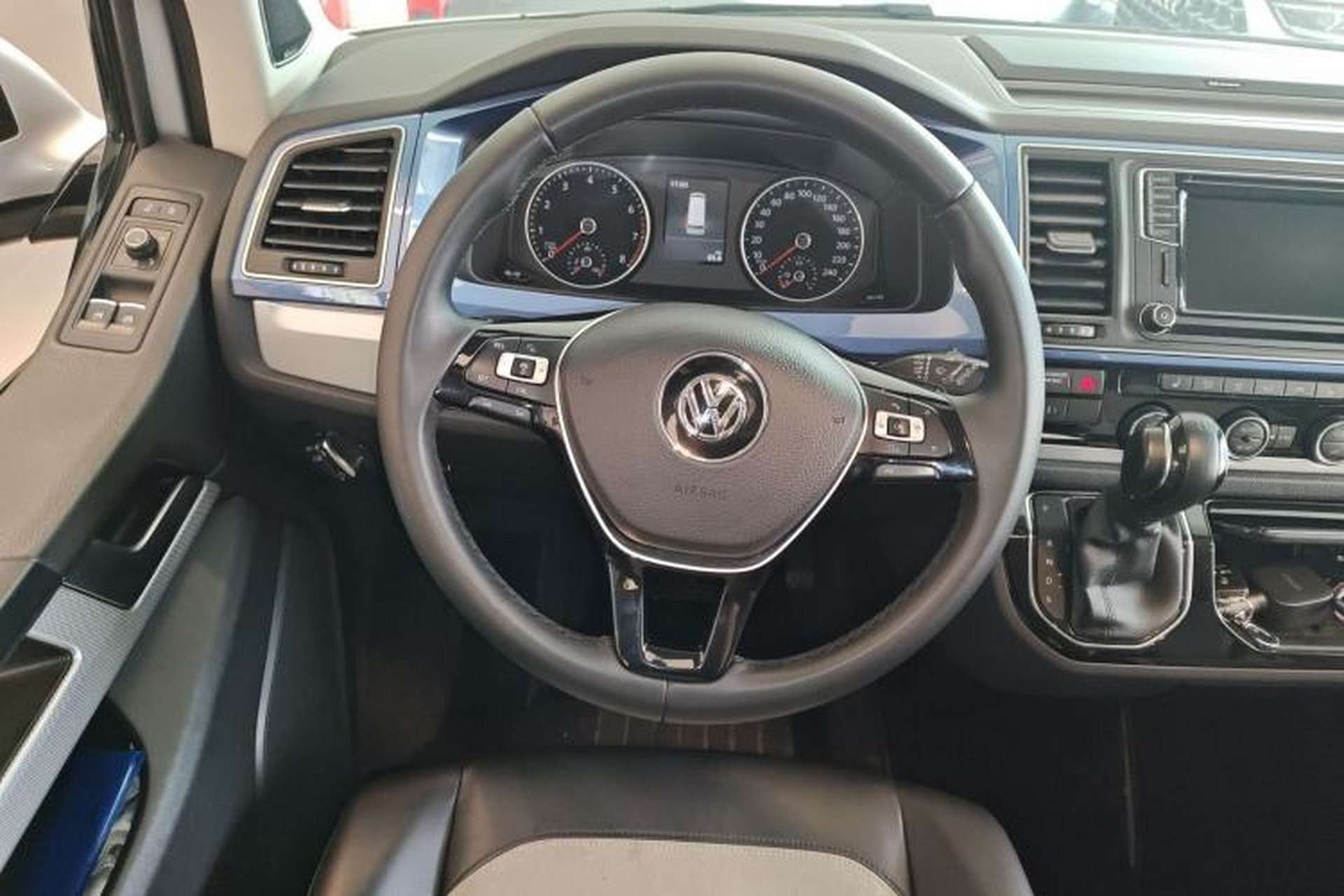 Used Volkswagen Multivan 2018 2.0 TSI Four-Wheel Drive Comfort Edition 7-Seater Steering Wheel