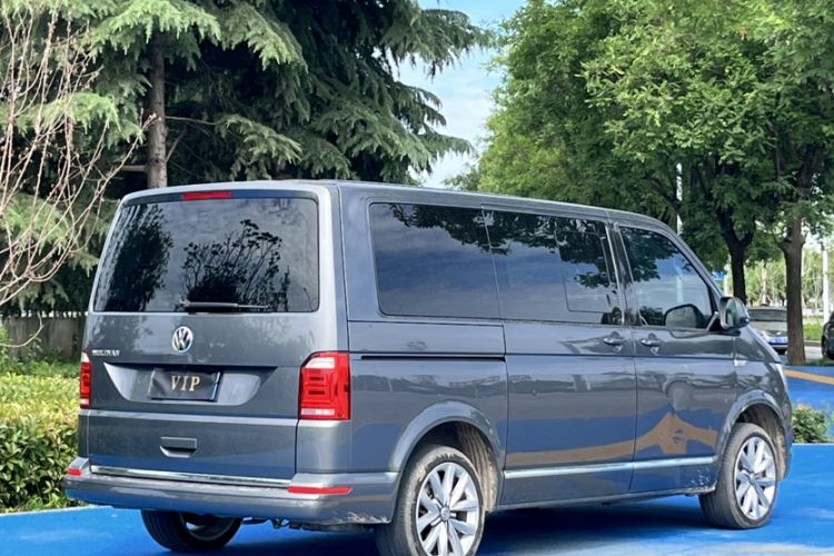 Used Volkswagen Multivan 2018 2.0 TSI Two-Wheel-Drive Luxury Edition 7 Seats Exterior 4