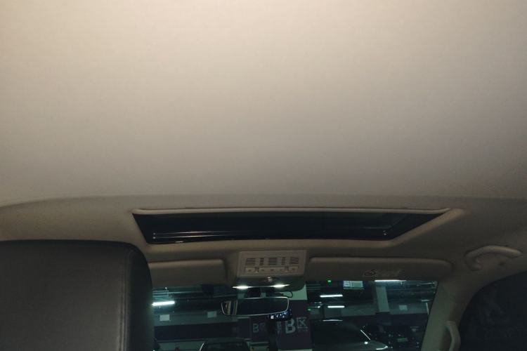 Used Volkswagen Multivan 2018 2.0 TSI 4x4 Explorer Edition 7-Seater Headliner
