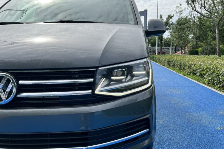 Used Volkswagen Multivan 2018 2.0 TSI Two-Wheel-Drive Luxury Edition 7 Seats Left Front Headlight