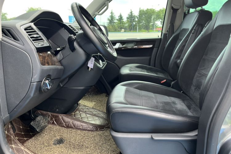 Used Volkswagen Multivan 2018 2.0 TSI Two-Wheel-Drive Luxury Edition 7 Seats Left Front Seat