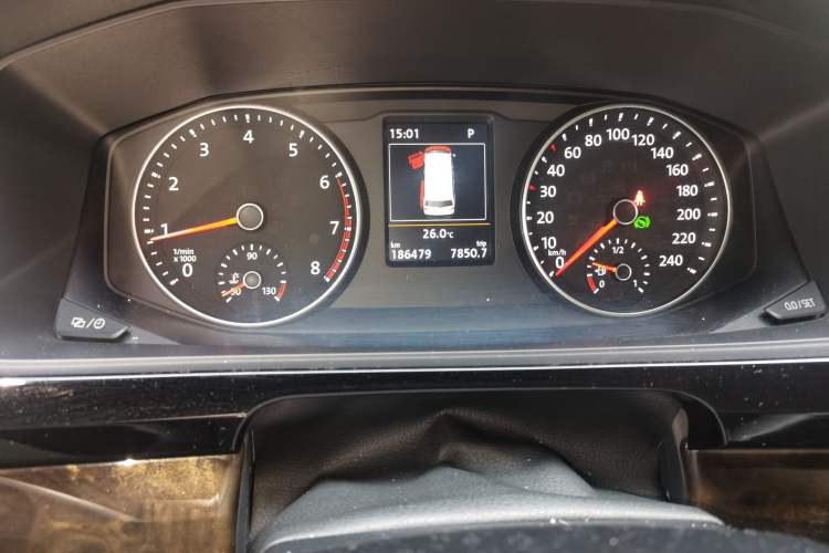 Used Volkswagen Multivan 2018 2.0 TSI 4x4 Prestige Edition 7-Seater Odometer Close Up